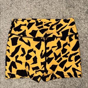 High/Mid Waist Yellow and Black Patterned Shorts